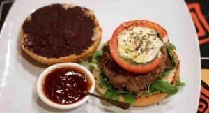 hamburguesa-a-la-italiana-Curso de gastronomía internacional 7.0