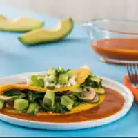 Omelette saludable de verduras-espinaca-soja-desayunos saludables-recetas-queso-cuántas calorías