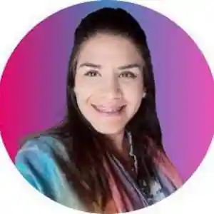 Genesis Mendoza-manicurista profesional-negocio-las uñas-uñas acrílicas