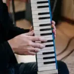 aprender piano-una mano-aprender piano desde cero