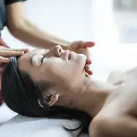 masaje terapéutico-técnicas-espalda-relajante-terapia-ofertas-pie-adulto mayor